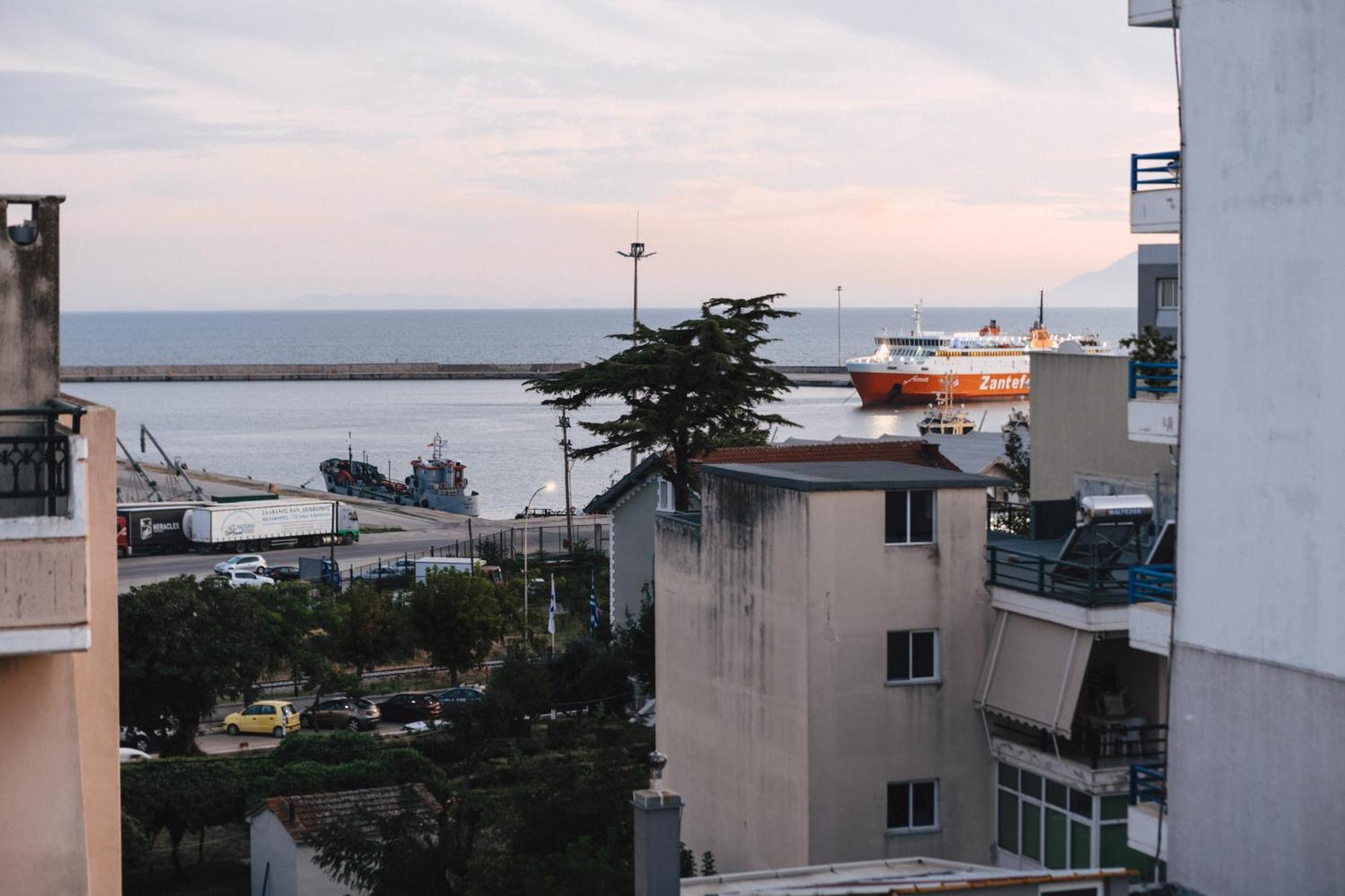 Home Avenue Alexandroupoli Eksteriør billede